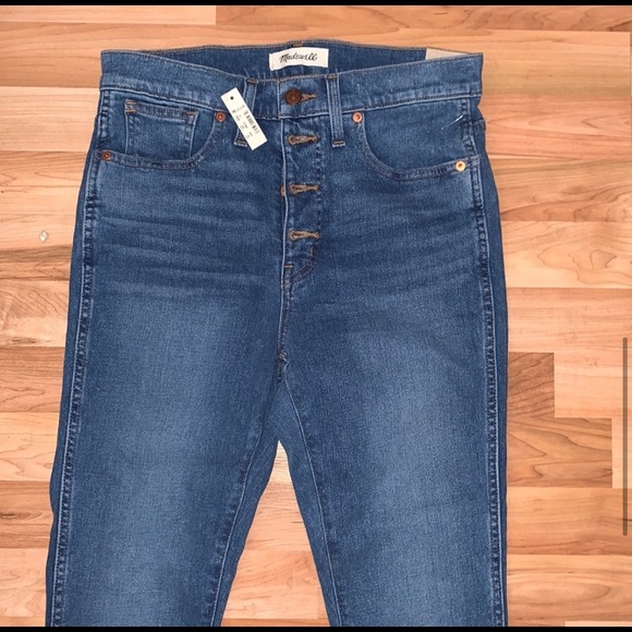Host Pick ⭐️ Madewell High Rise Button Jeans - Picture 3 of 10